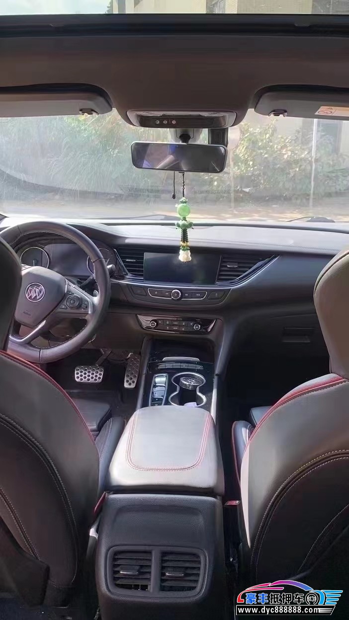 21年别克君威轿车抵押车出售