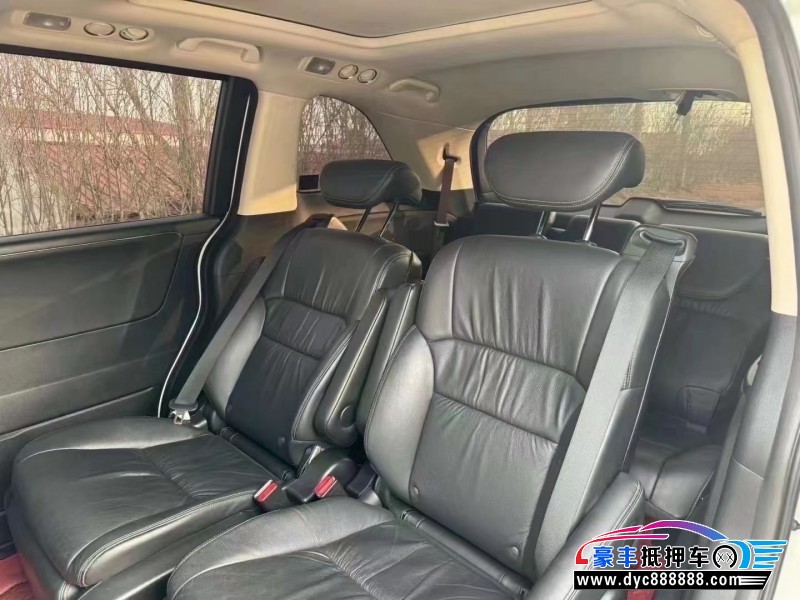 17年本田艾力绅轿车抵押车出售