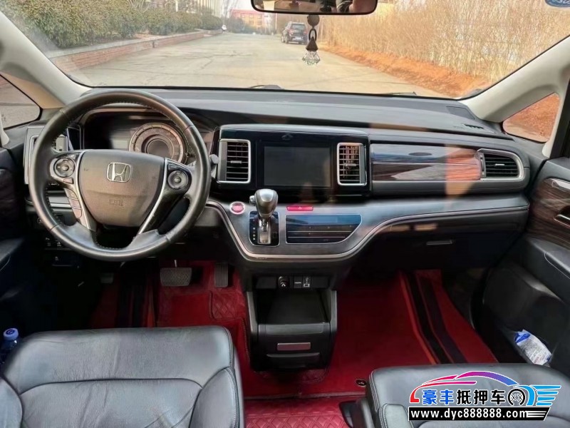 17年本田艾力绅轿车抵押车出售