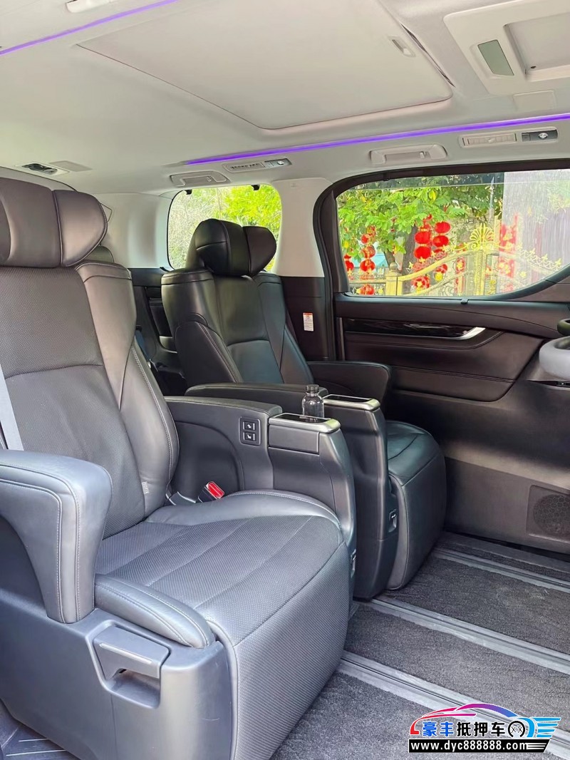 19年丰田威尔法轿车抵押车出售