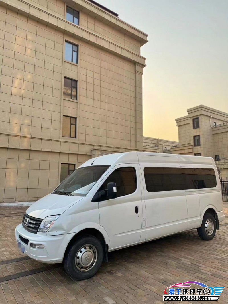 21年上汽大通V80轿车抵押车出售