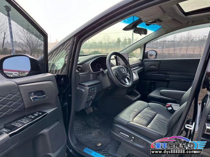 22年本田艾力绅轿车抵押车出售