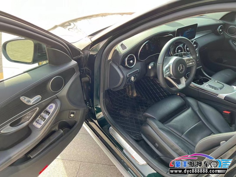 20年奔驰C轿车抵押车出售