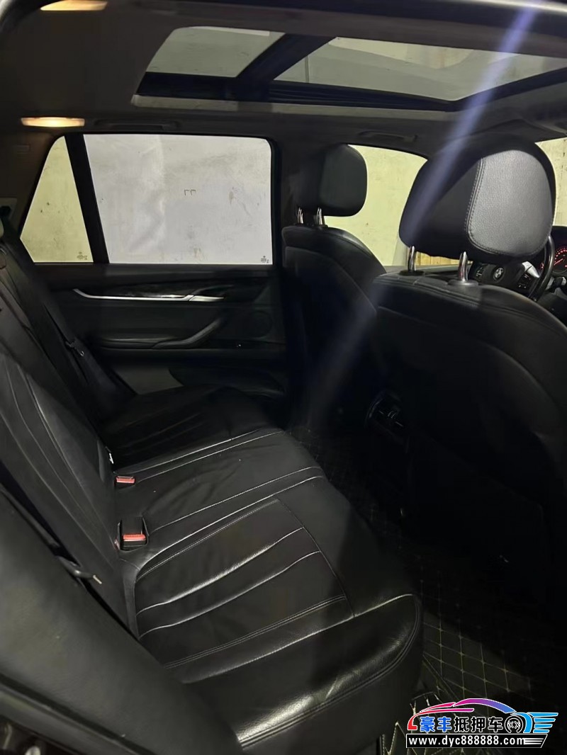 15年宝马X5轿车抵押车出售