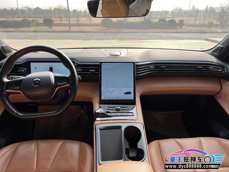 21年蔚来ES8轿车抵押车出售