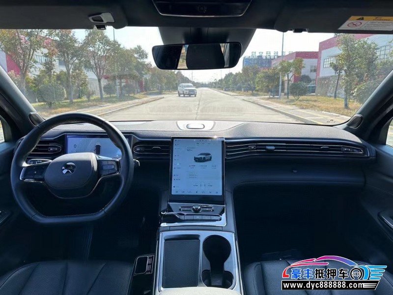 21年蔚来ES8轿车抵押车出售