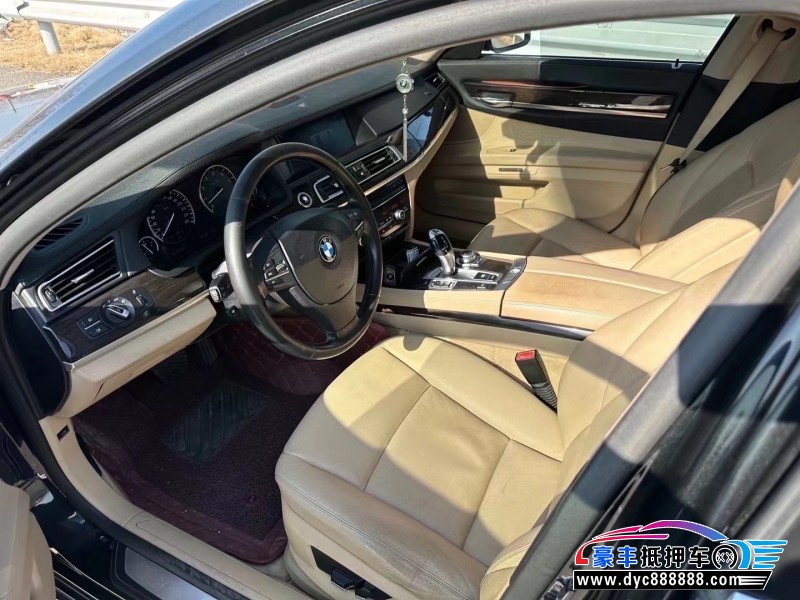 09年宝马7系轿车抵押车出售