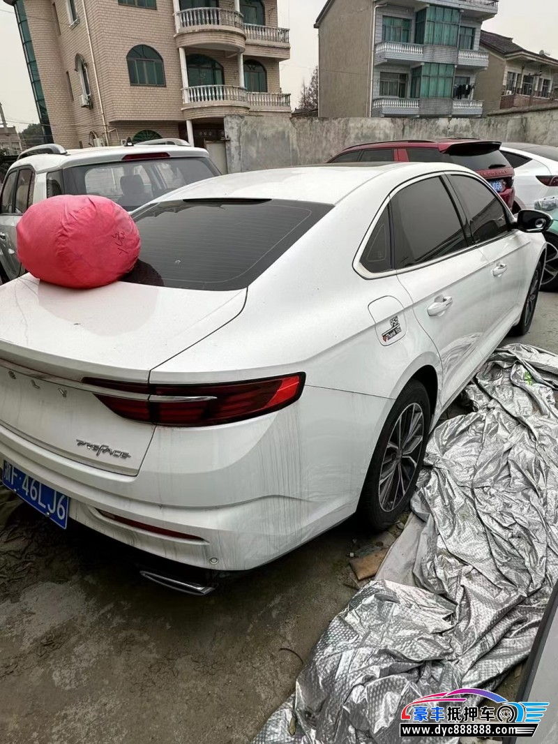 22年吉利星瑞轿车抵押车出售