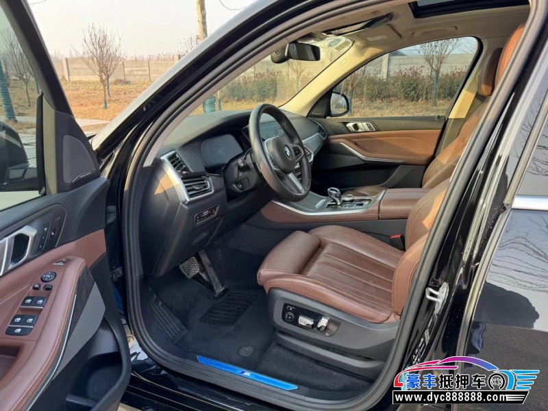 19年宝马X5轿车抵押车出售