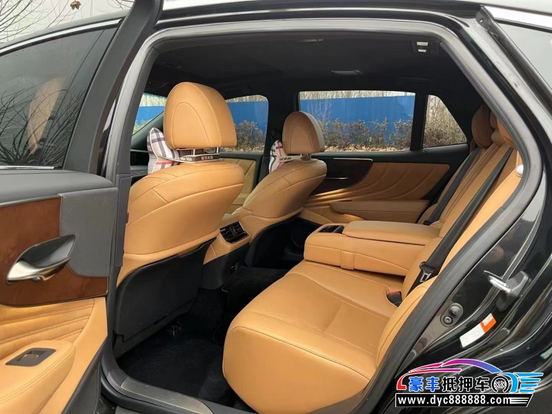 22年雷克萨斯LS轿车抵押车出售