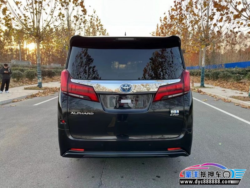 21年丰田埃尔法轿车抵押车出售