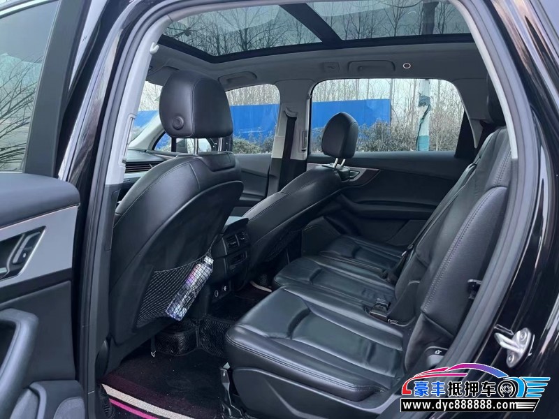 19年奥迪Q7轿车抵押车出售