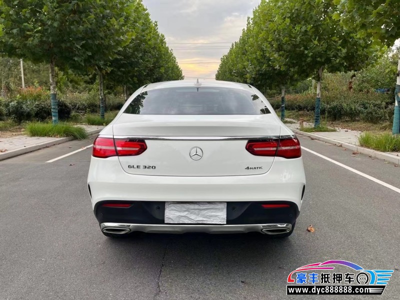 18年奔驰GLE轿车抵押车出售