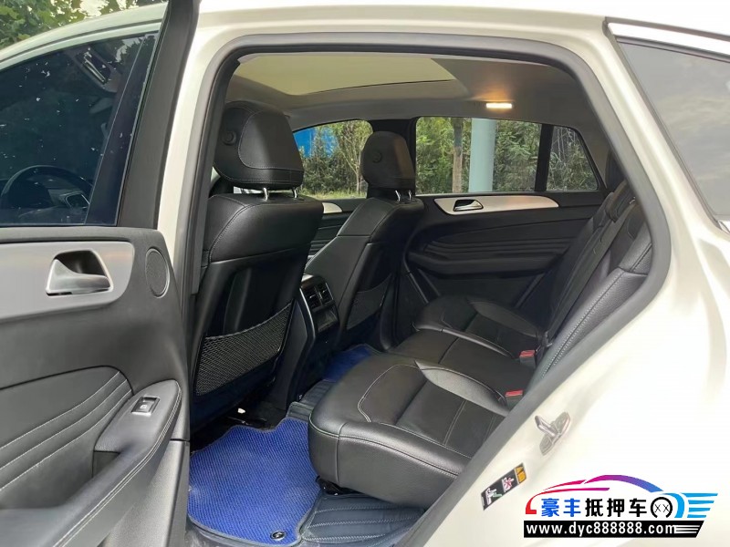 18年奔驰GLE轿车抵押车出售