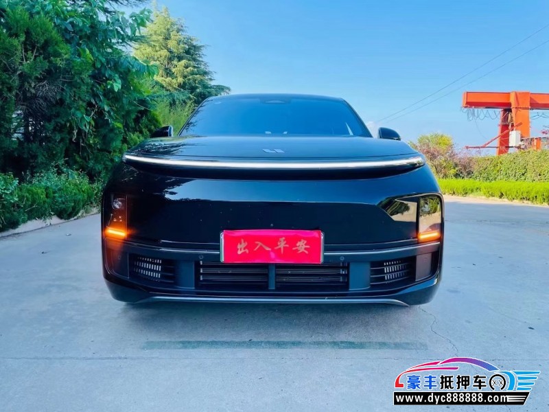 23年理想L8轿车抵押车出售