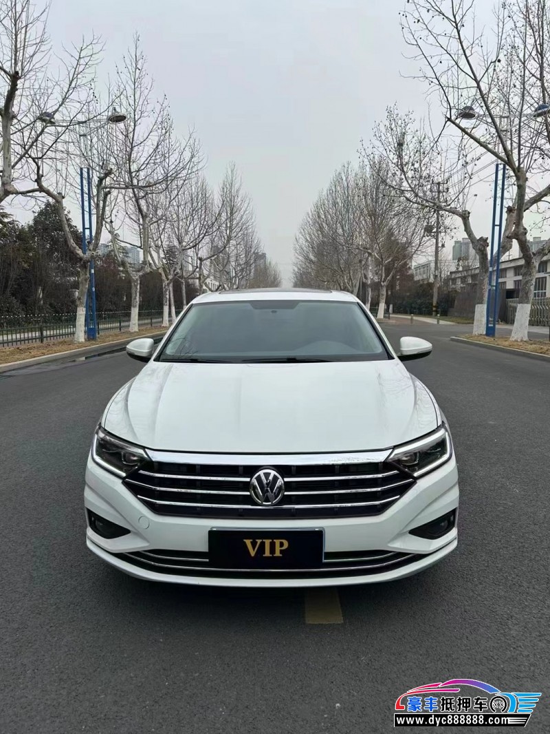 21年大众速腾轿车抵押车出售