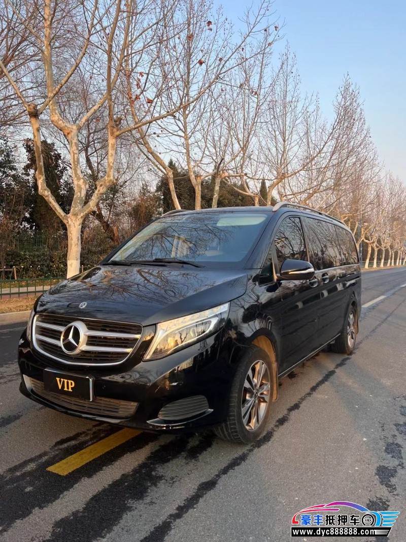 19年奔驰V轿车抵押车出售