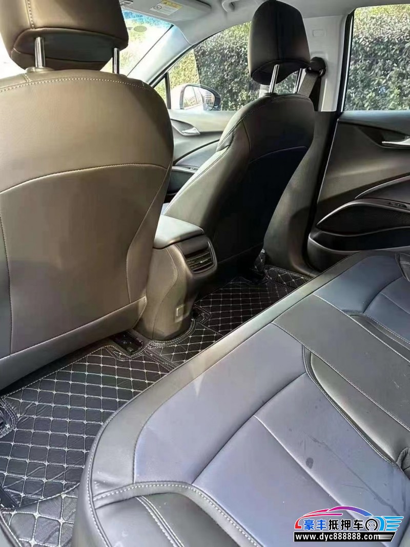 23年别克微蓝轿车抵押车出售