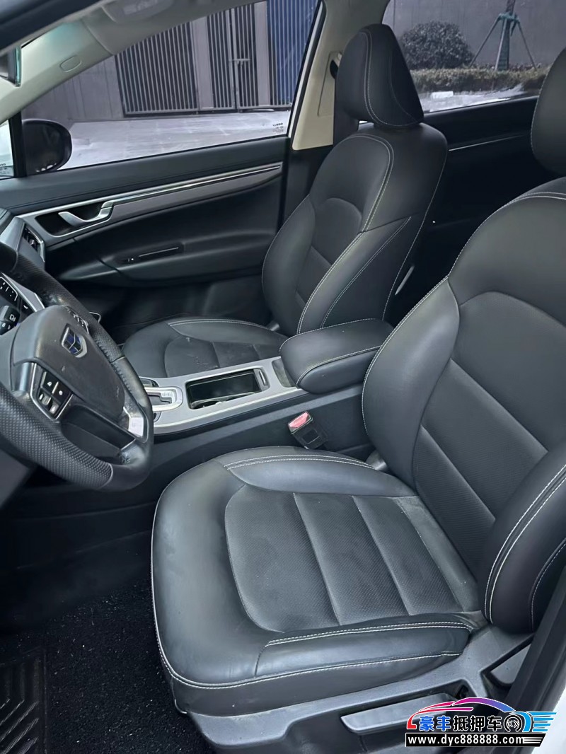 19年吉利帝豪GS轿车抵押车出售