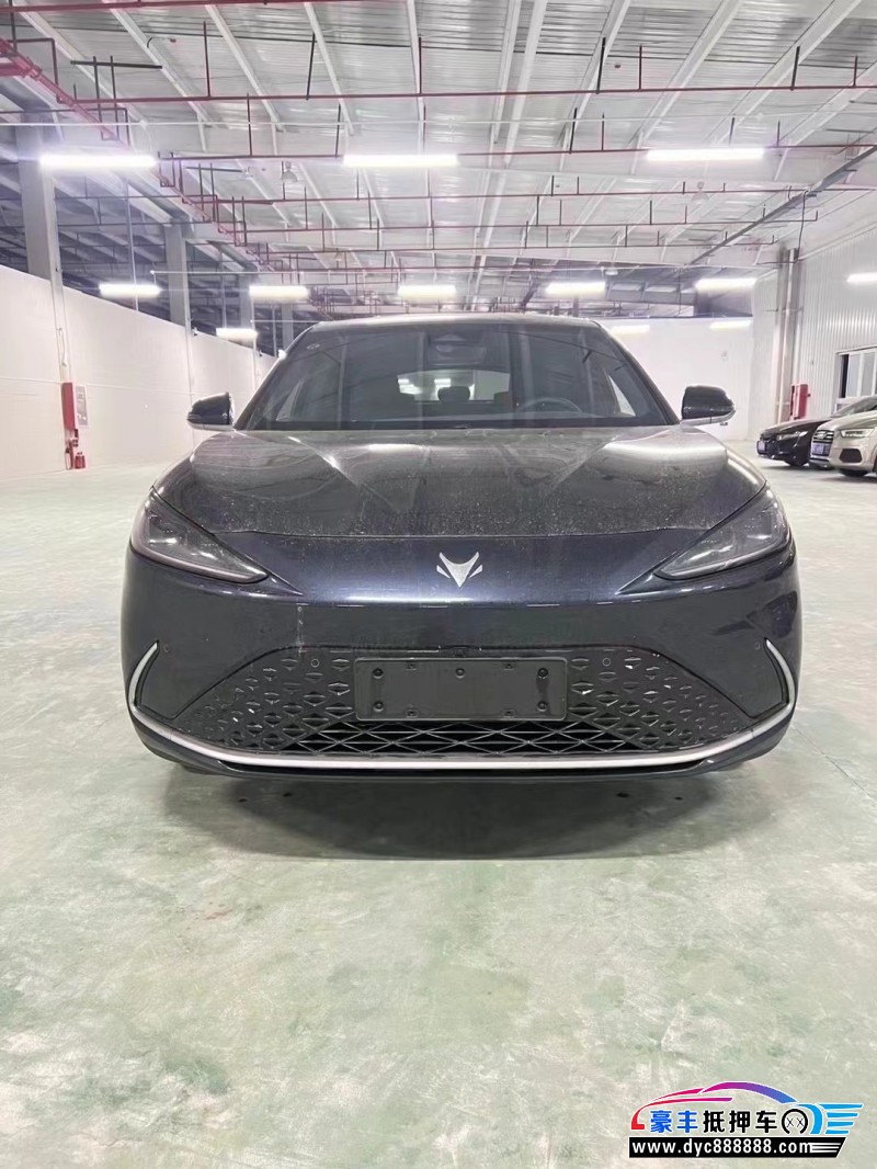 23年极狐阿尔法S轿车抵押车出售