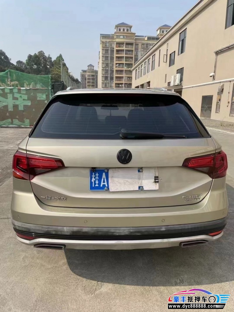 17年大众蔚领轿车抵押车出售