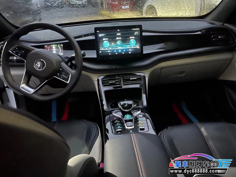 23年比亚迪秦轿车抵押车出售