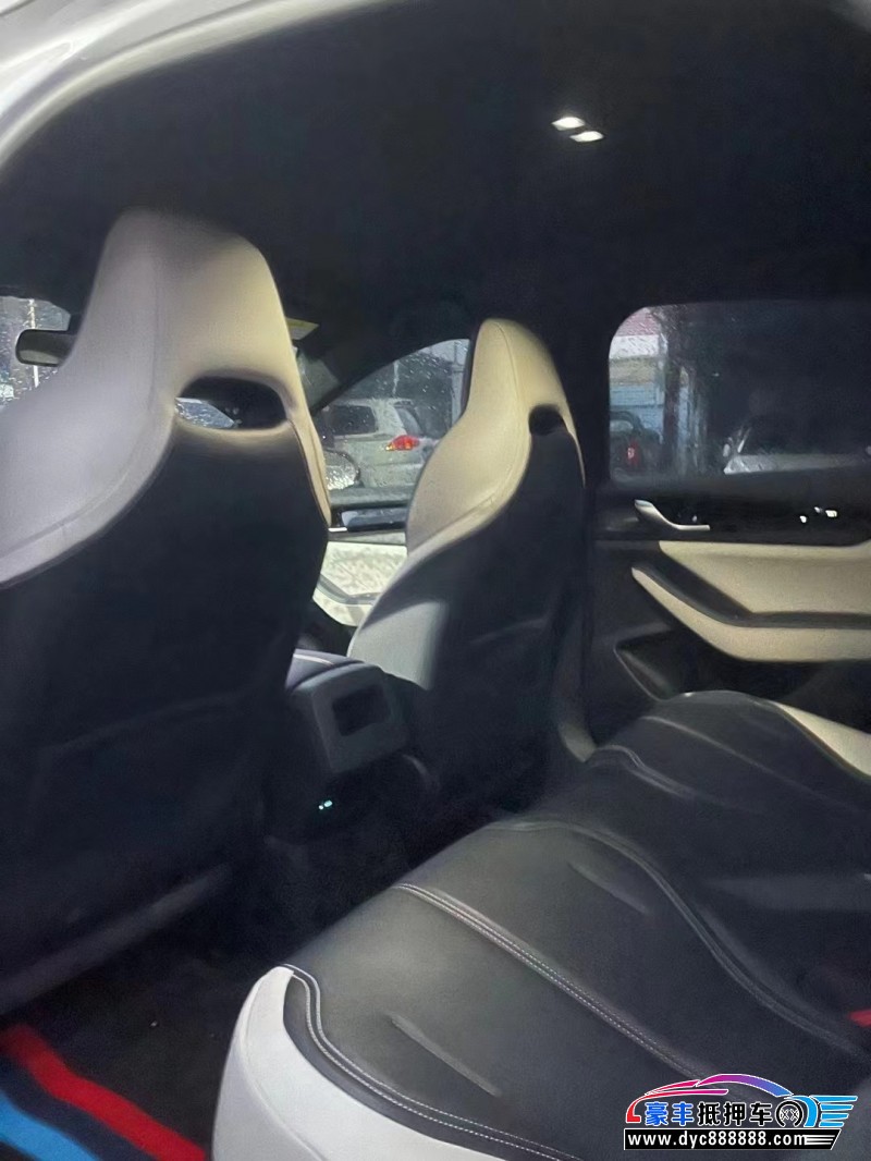 23年比亚迪秦轿车抵押车出售