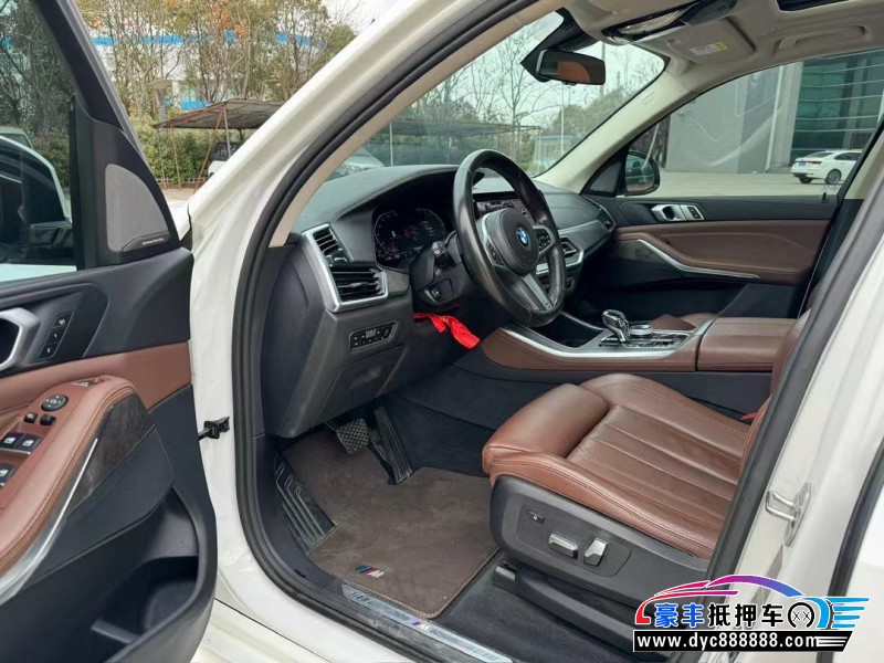 19年宝马X5轿车抵押车出售