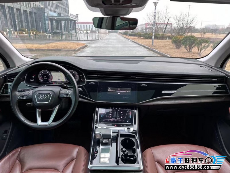 20年奥迪Q7轿车抵押车出售