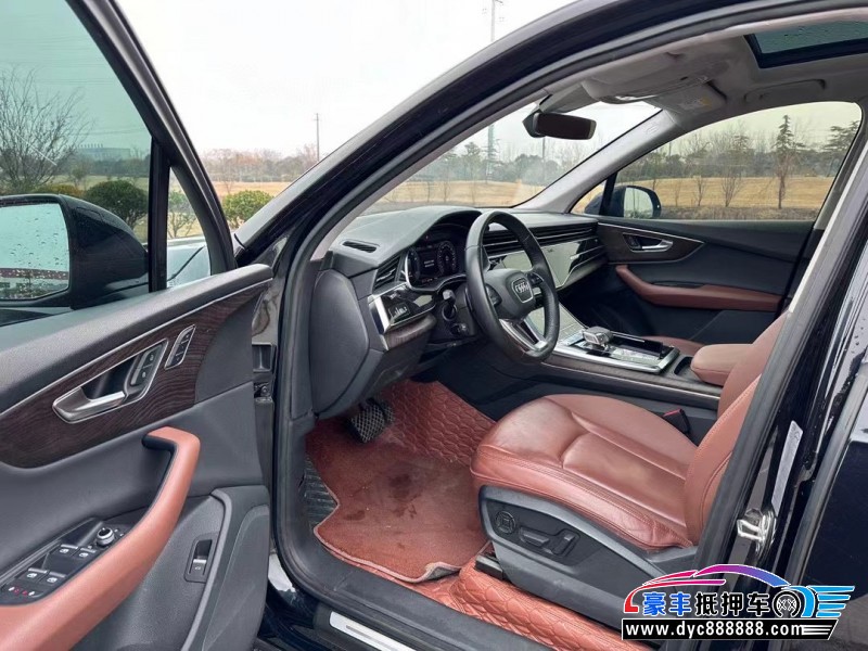 20年奥迪Q7轿车抵押车出售