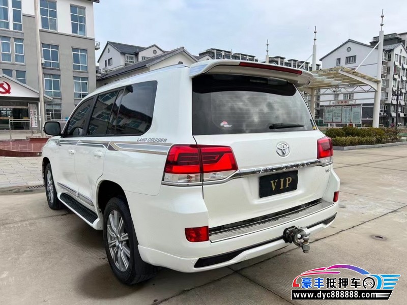 18年丰田兰德酷路泽轿车抵押车出售