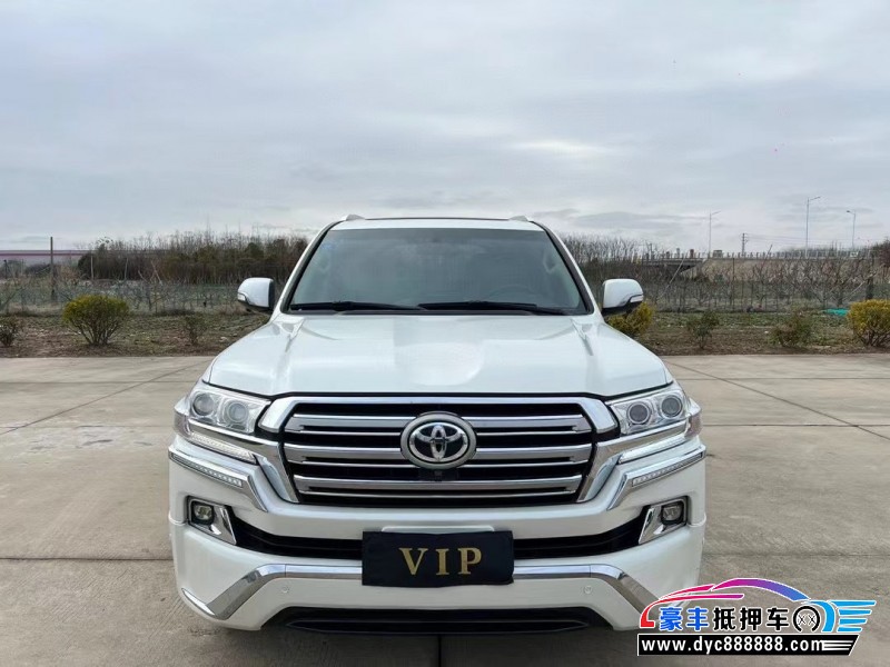 18年丰田兰德酷路泽轿车抵押车出售