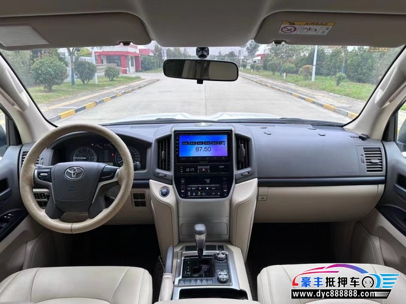 20年丰田兰德酷路泽轿车抵押车出售