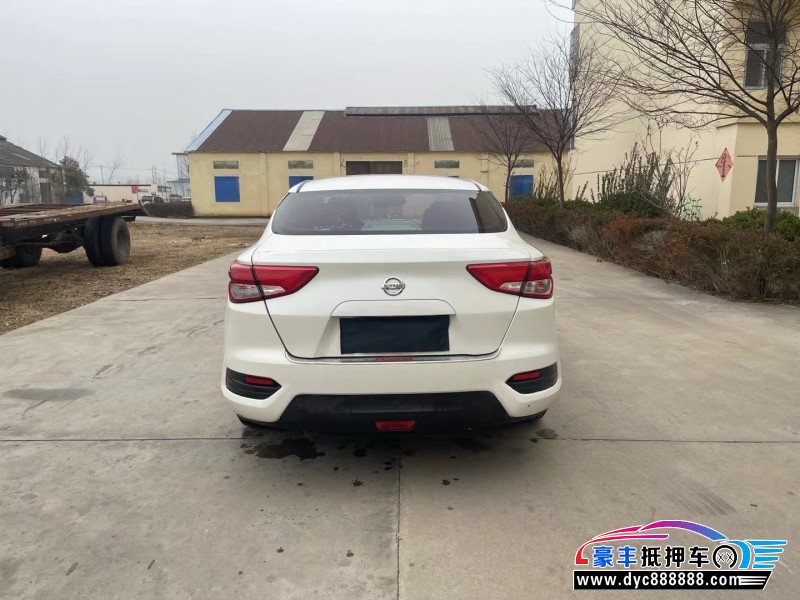 17年日产蓝鸟轿车抵押车出售