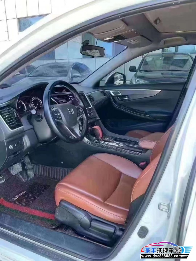 17年本田思铂睿轿车抵押车出售