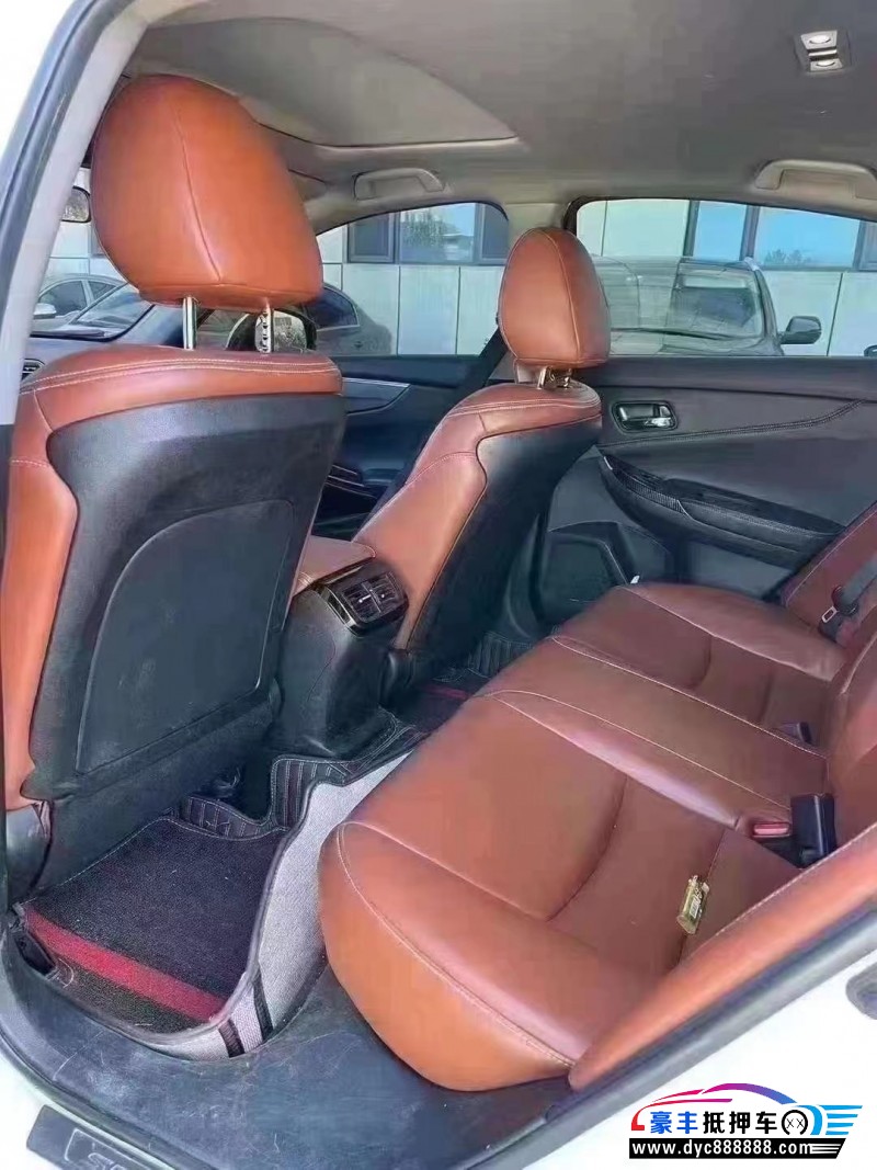 17年本田思铂睿轿车抵押车出售