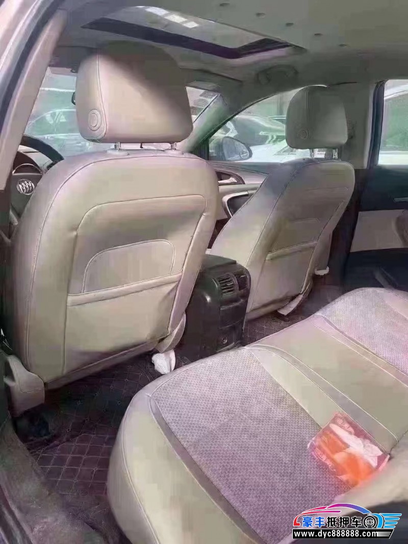 12年别克君威轿车抵押车出售