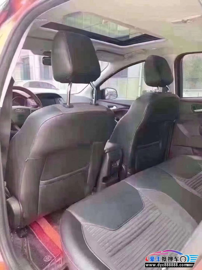 17年福特福克斯轿车抵押车出售