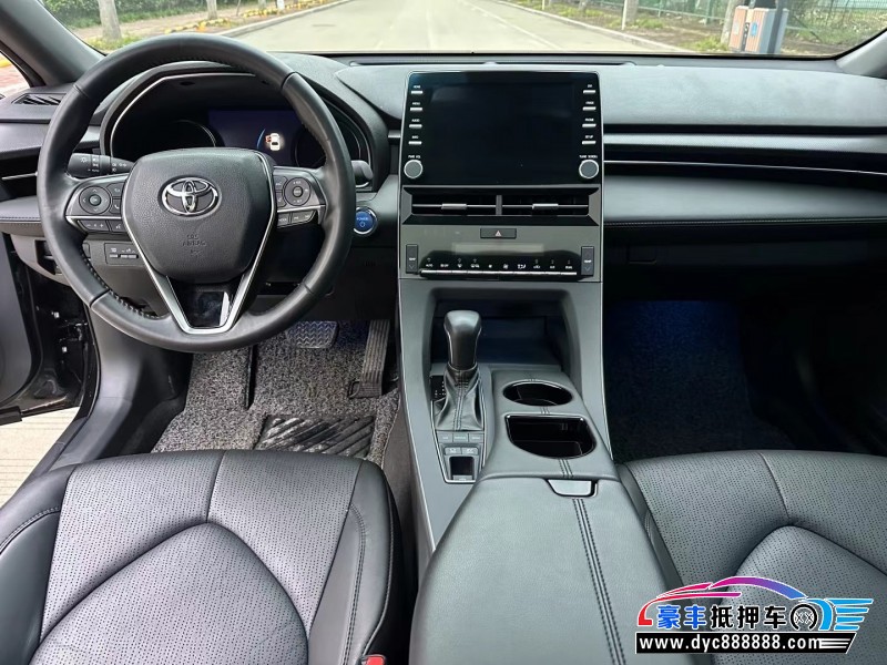 22年丰田亚洲龙轿车抵押车出售