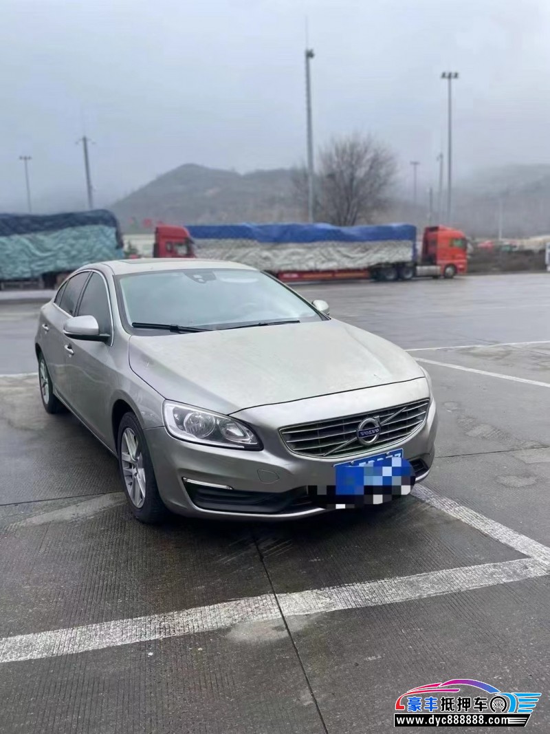 15年沃尔沃S60轿车抵押车出售