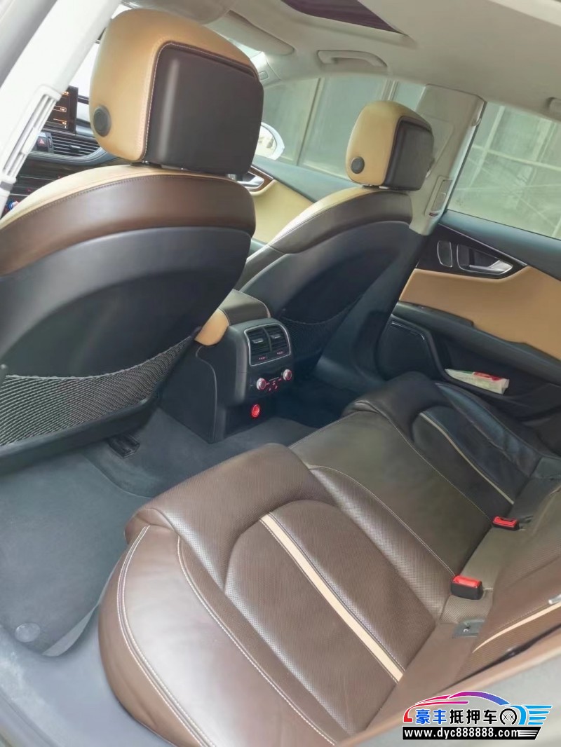 16年奥迪A7轿车抵押车出售