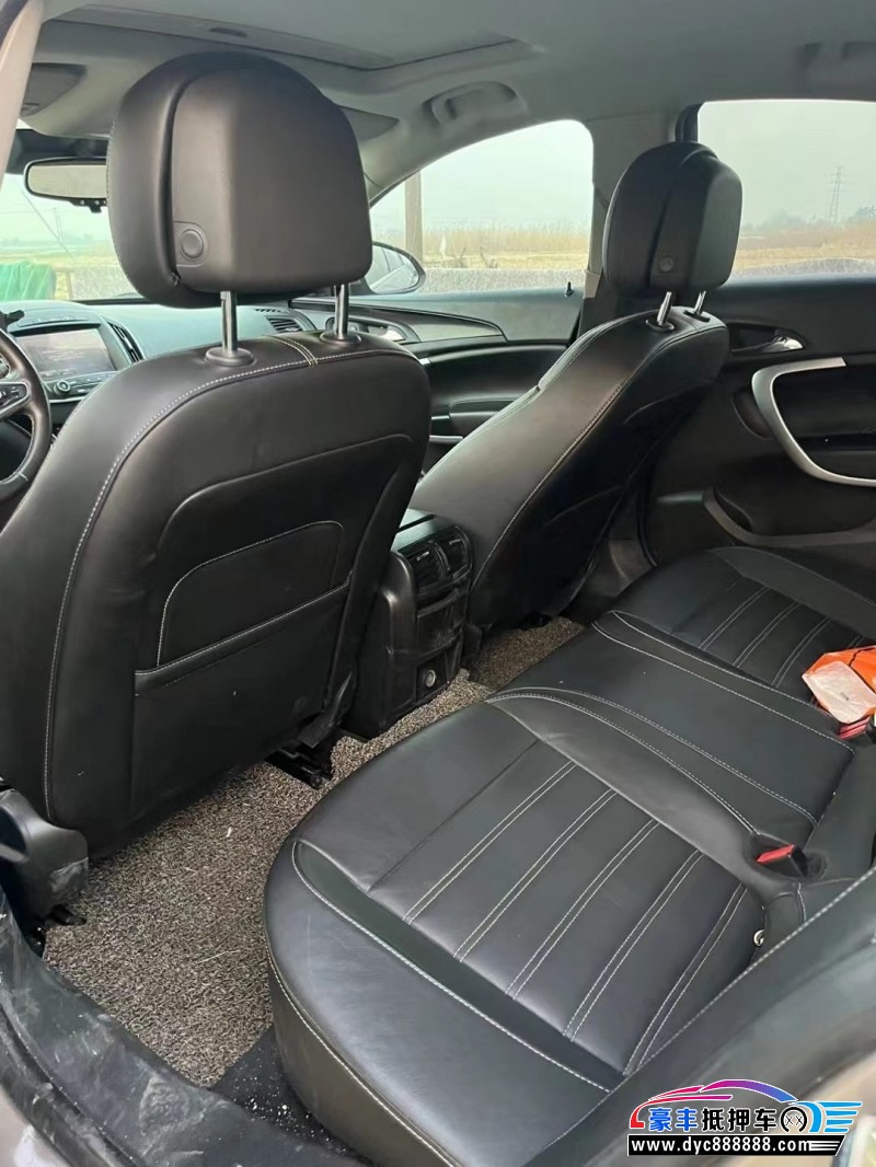 15年别克君威轿车抵押车出售