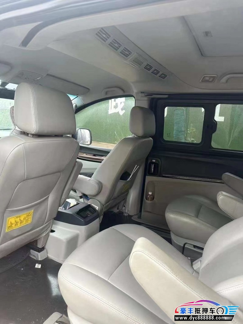 18年江淮瑞风M5轿车抵押车出售