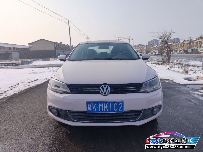 14年大众速腾轿车抵押车出售