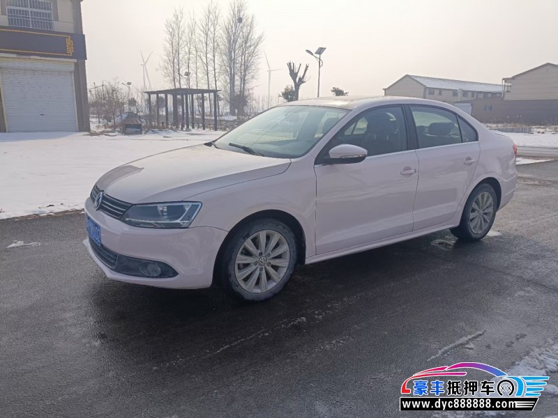 14年大众速腾轿车抵押车出售