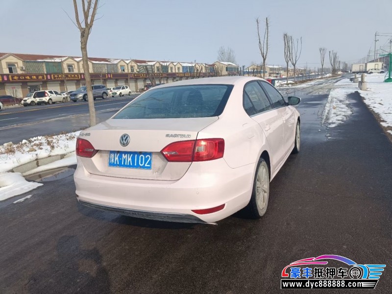 14年大众速腾轿车抵押车出售