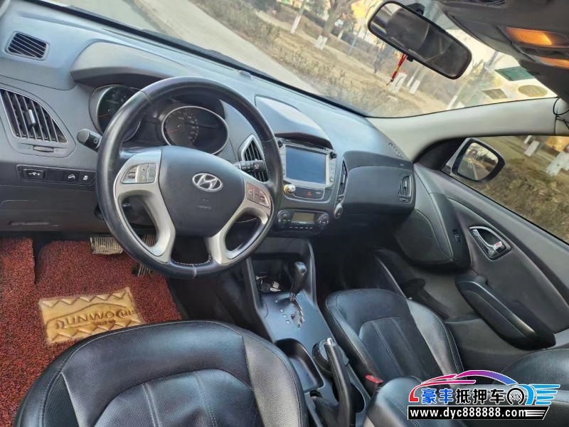 16年现代ix35SUV抵押车出售