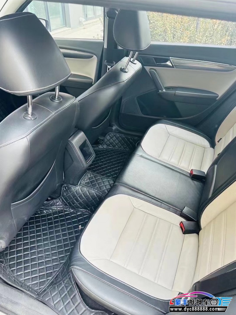 14年大众朗境轿车抵押车出售