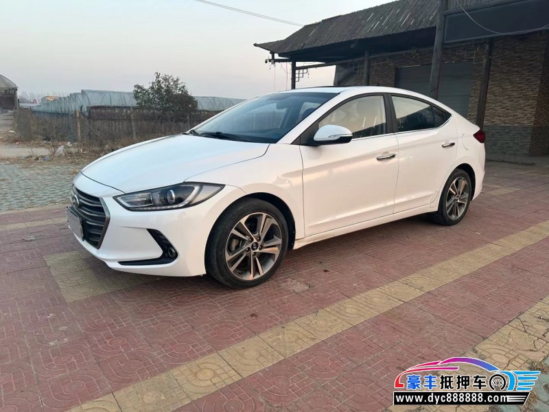 16年现代领动轿车抵押车出售