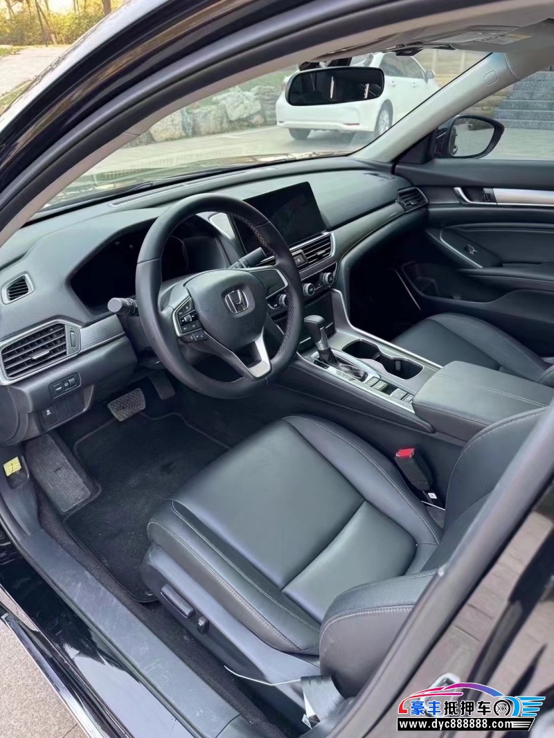 23年本田雅阁轿车抵押车出售